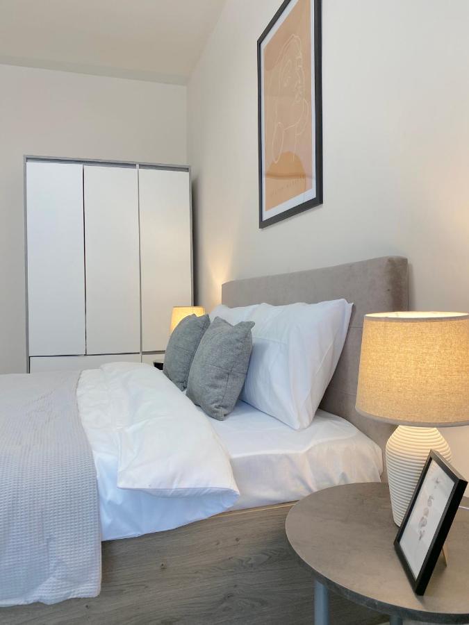 Top City Centre 1Br Apartment For 4 Guests & Fast Wifi Σόφια Εξωτερικό φωτογραφία