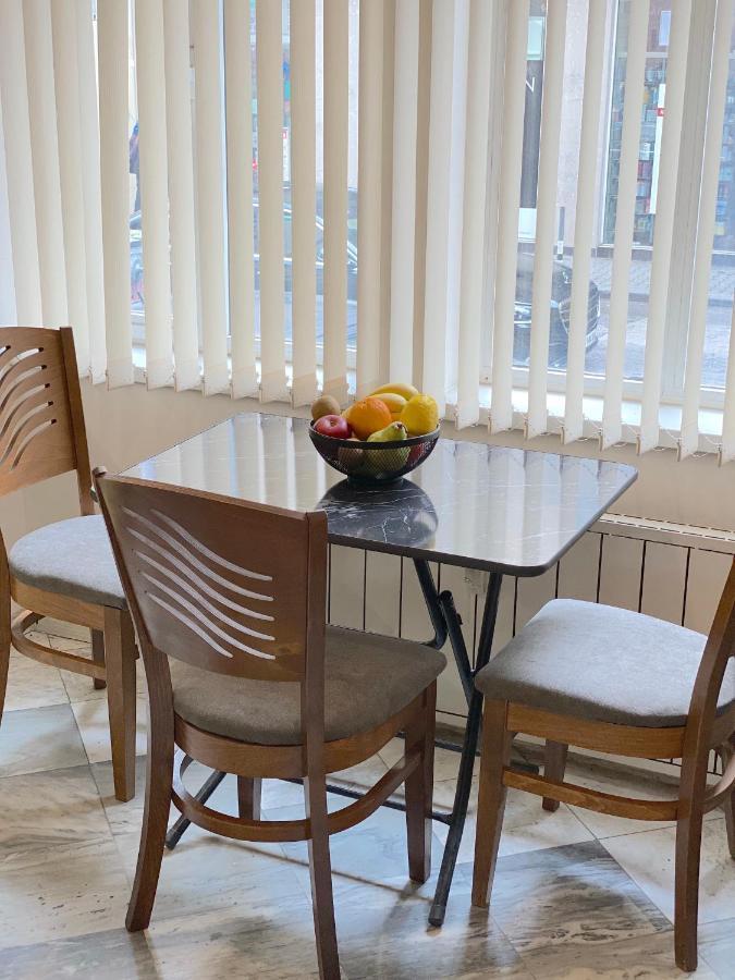 Top City Centre 1Br Apartment For 4 Guests & Fast Wifi Σόφια Εξωτερικό φωτογραφία